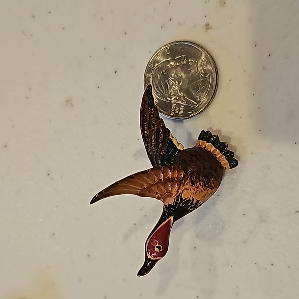 Vintage Duck pin